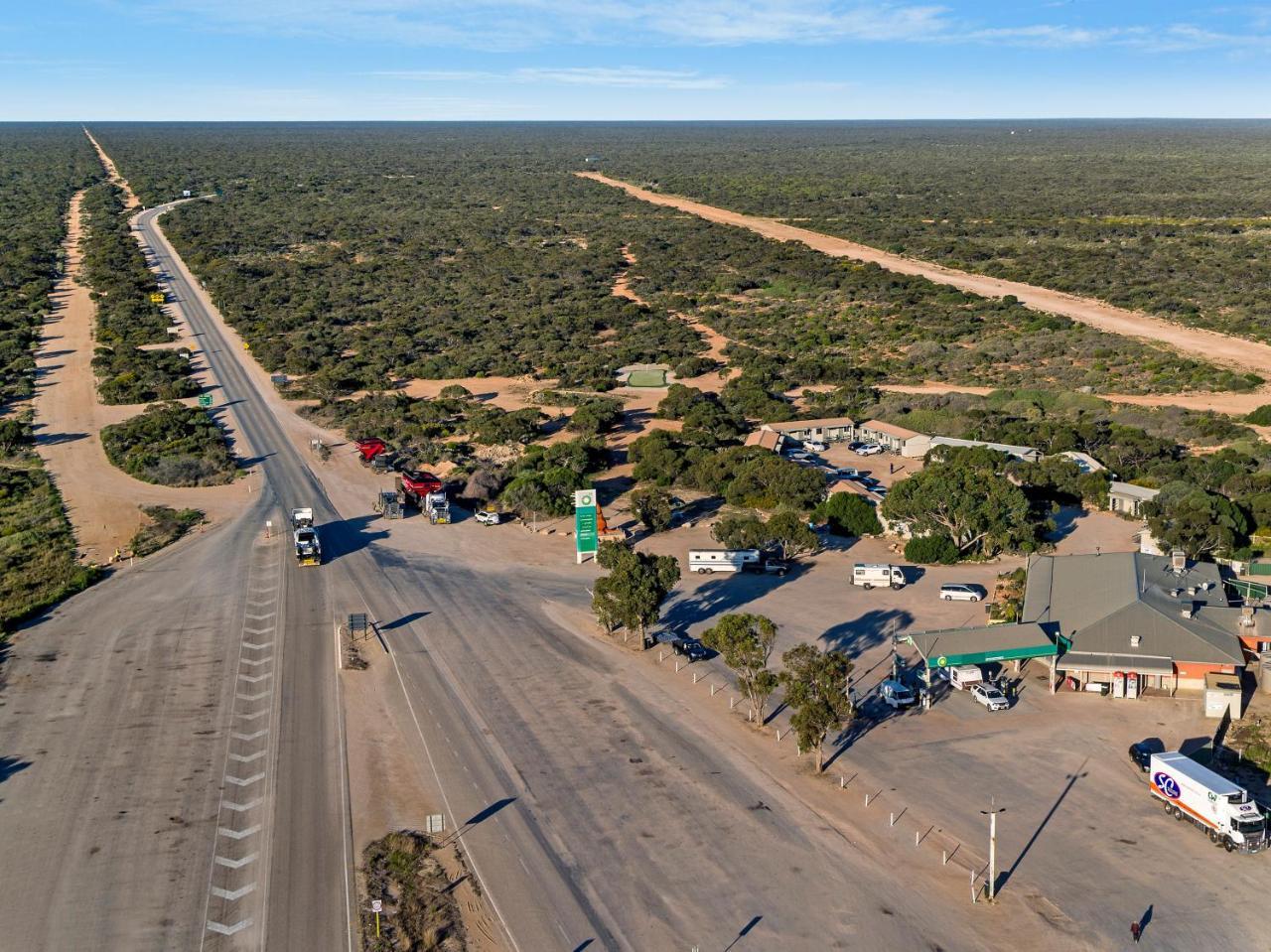 Border Village Roadhouse Esterno foto